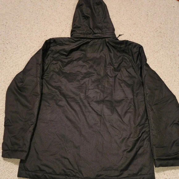 Vintage Nike Men's Black Puffer Jacket - Picture 6 of 6